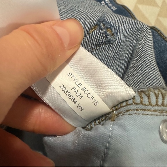 NWOT j crew High-rise bootcut jean in 2003 super-stretch - Picture 6 of 6